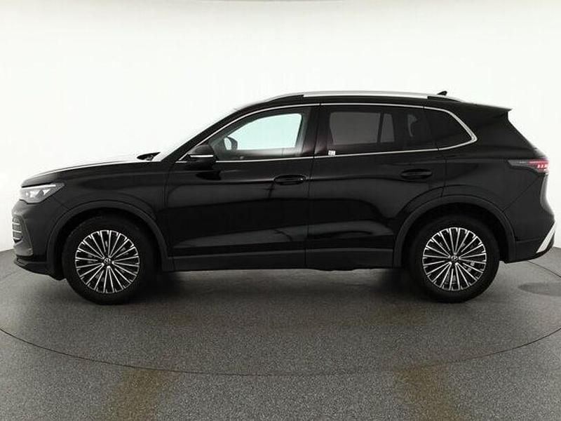 Gebraucht VW Tiguan 150 PS (110 kW) 2025 Schwarz SUV