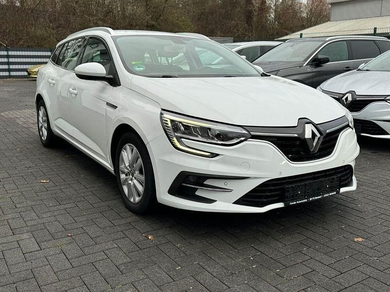 Gebraucht Renault Mégane IV Business 116 PS (85 kW) 2021 Weiß Limousine
