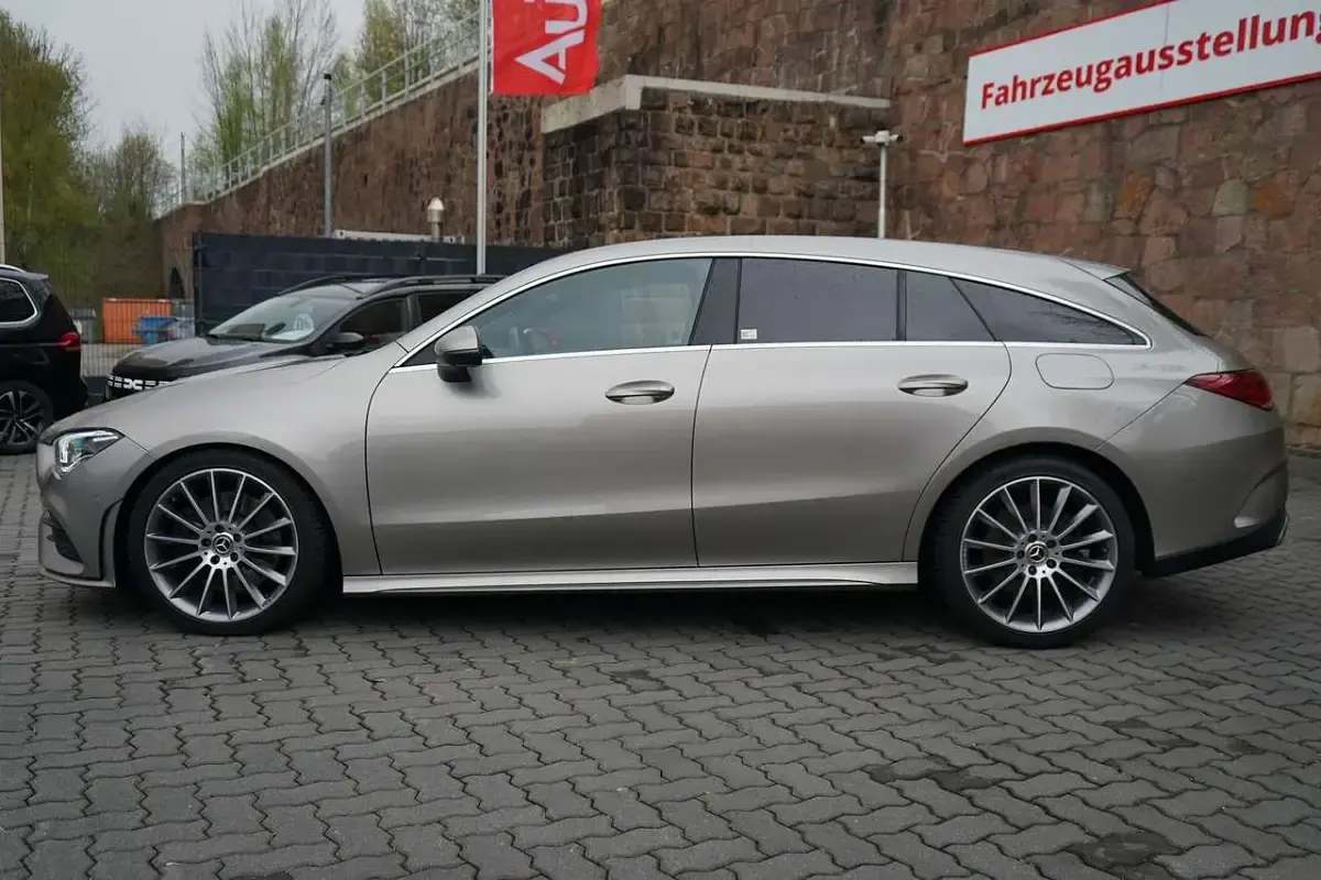 Gebraucht Mercedes CLA250 AMG line 224 PS (164 kW) 2020 Grau Coupé