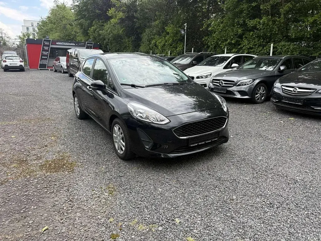 Gebraucht Ford Fiesta Trend 86 PS (63 kW) 2019 Schwarz Kleinwagen
