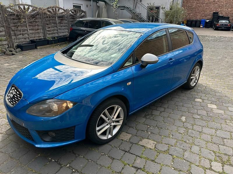 Gebraucht Seat Leon FR 125 PS (91 kW) 2011 Blau Kleinwagen