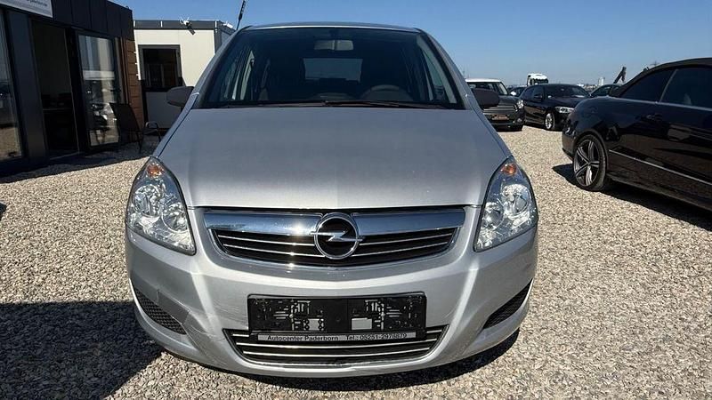 Gebraucht Opel Zafira Selection 140 PS (102 kW) 2009 Silber Van / Kleinbus
