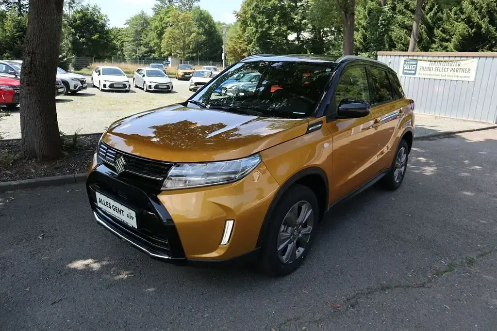Neu Suzuki Vitara Comfort 129 PS (94 kW) 2026 Gold SUV
