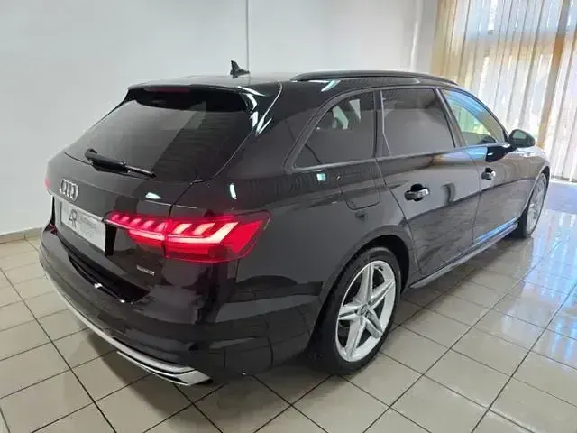 Gebraucht Audi A4 Advanced 286 PS (210 kW) 2023 Schwarz Kombi