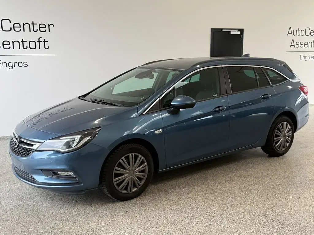 Gebraucht Opel Astra Dynamic 150 PS (110 kW) 2017 Blau Kombi