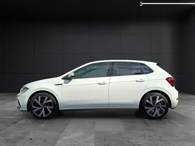 Gebraucht VW Polo R-line 110 PS (80 kW) 2022 Pure white Limousine