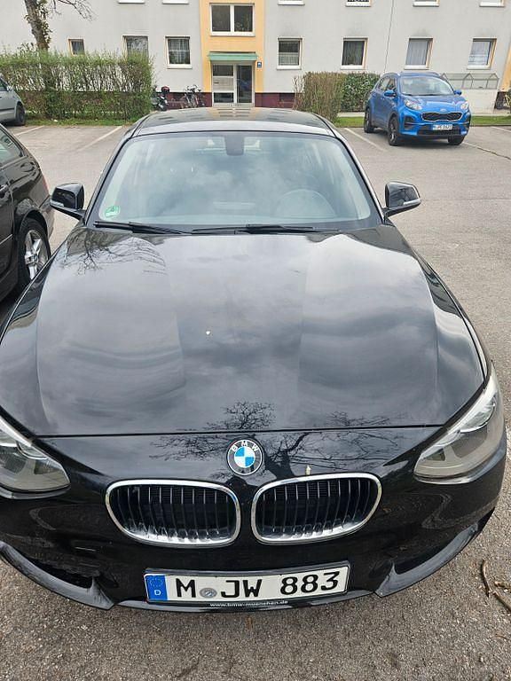 Schwarz Gebraucht 2012 BMW 116 Performance Kleinwagen | 7.500 € (Guter Preis) - Bild 1/4