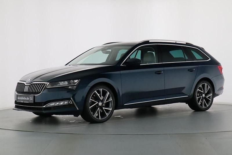 Lavablau metallic Gebraucht 2020 Skoda Superb LAURIN & KLEMENT Kombi | 29.889 € (Superpreis) - Bild 1/4