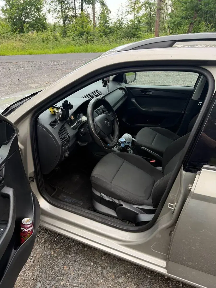 Gebraucht Skoda Fabia Active 90 PS (66 kW) 2016 Braun Kombi