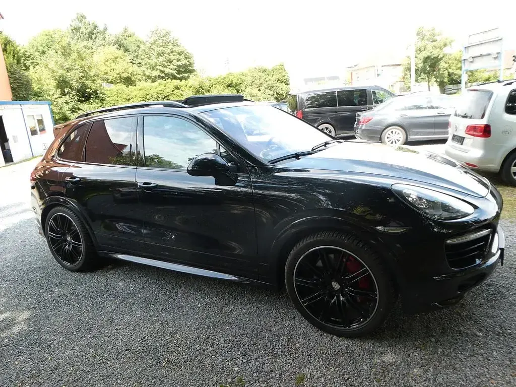 Gebraucht Porsche Cayenne Turbo 500 PS (367 kW) 2013 Schwarz SUV