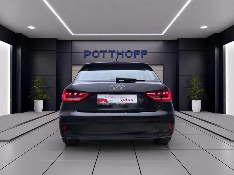Gebraucht Audi A1 95 PS (69 kW) 2025 Mythosschwarz metallic SUV