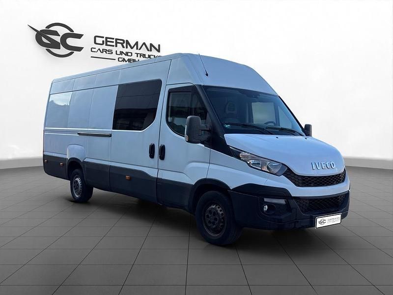 Gebraucht Iveco Daily 106 PS (77 kW) 2016 Weiß Limousine