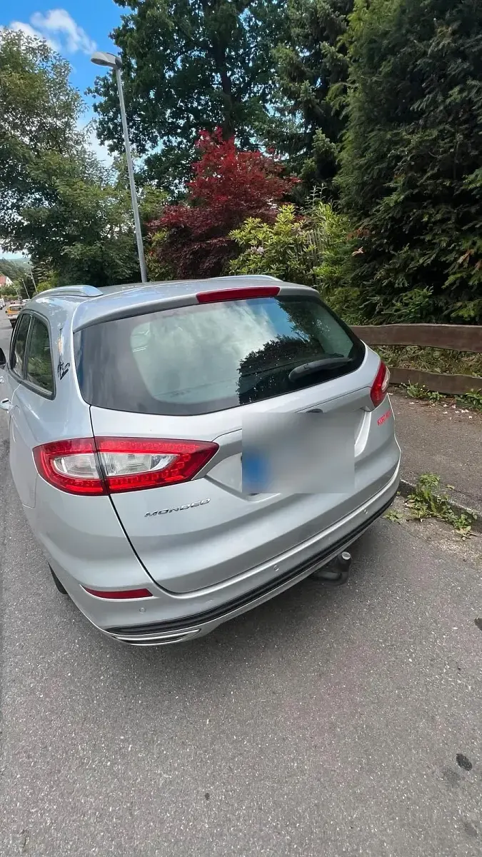 Gebraucht Ford Mondeo 180 PS (132 kW) 2017 Silber Kombi