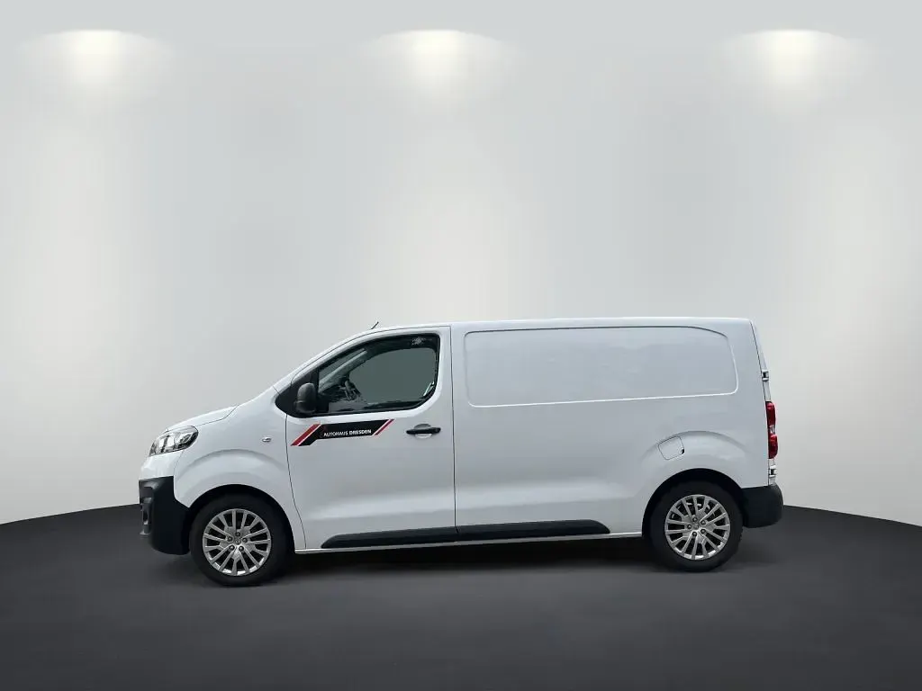 Gebraucht Opel Vivaro Edition 120 PS (88 kW) 2022 Kaolin weiss Van / Kleinbus