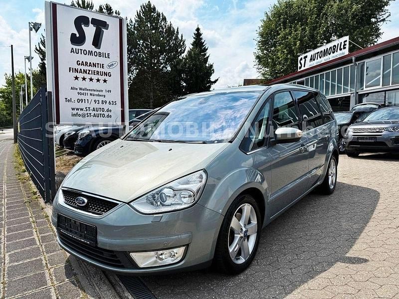 Grau Gebraucht 2008 Ford Galaxy Titanium Van / Kleinbus | 6.900 € (Teuer) - Bild 1/4