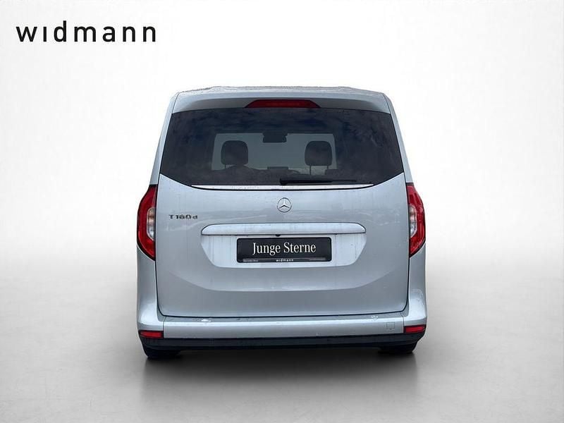 Gebraucht Mercedes T180 Progressive 116 PS (85 kW) 2022 Helvinsilber metallic Van / Kleinbus