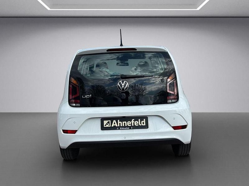 Second-hand VW up! 65 CP (47 kW) 2022 Alb Hatchback