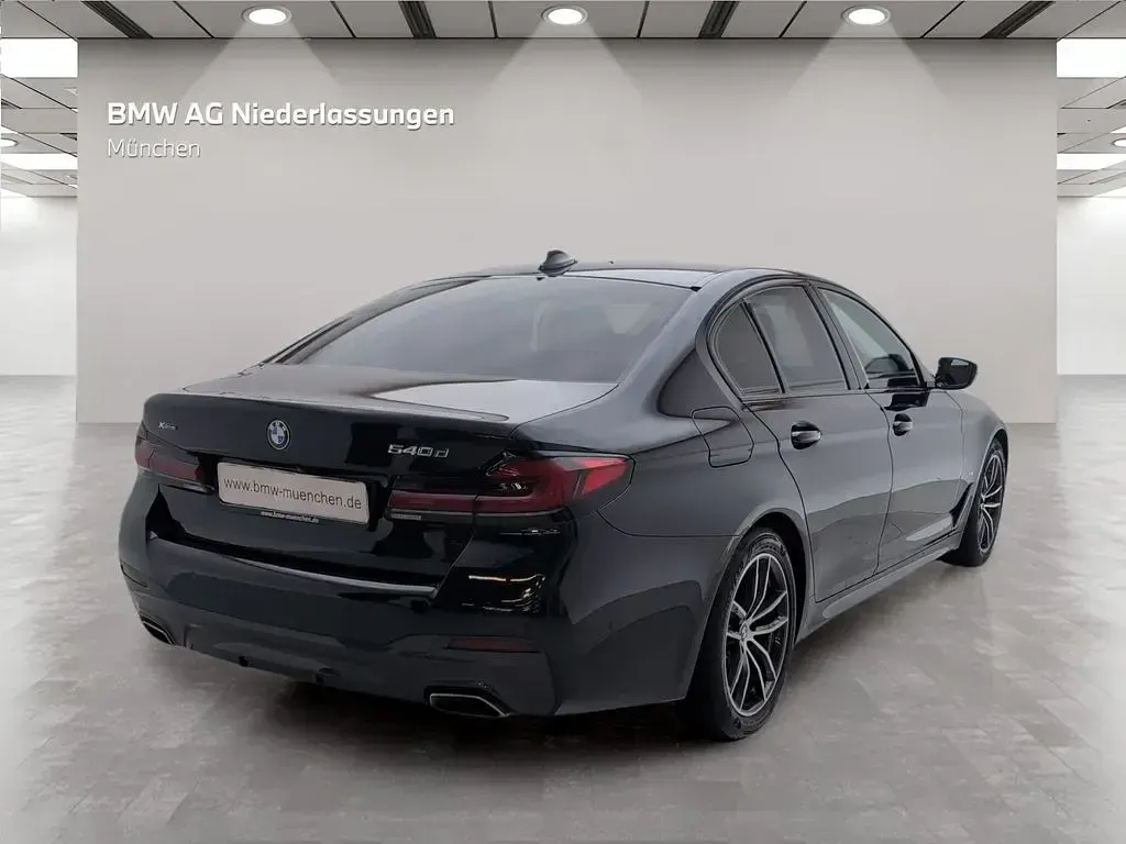 Gebraucht BMW 540 Performance 340 PS (250 kW) 2022 Schwarz Limousine