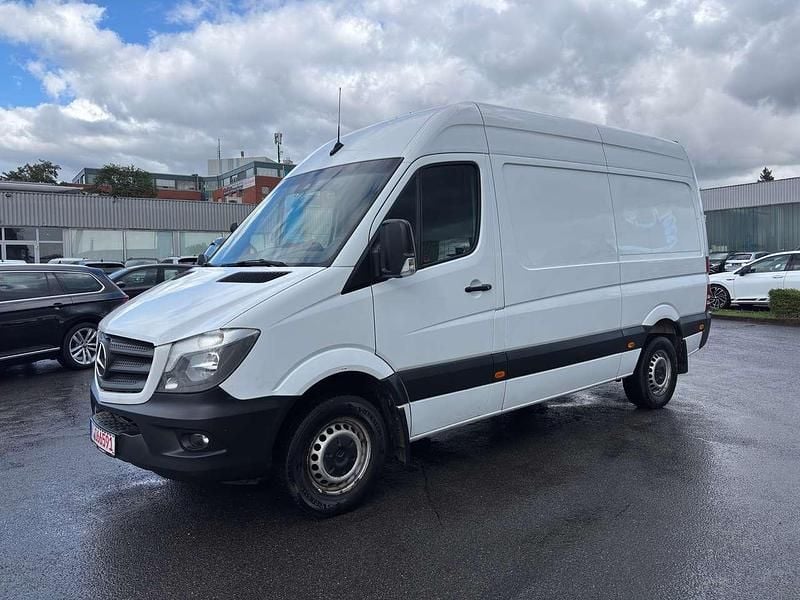 Arktikweiss Gebraucht 2017 Mercedes Sprinter Van | 16.065 € (Guter Preis) - Bild 1/4