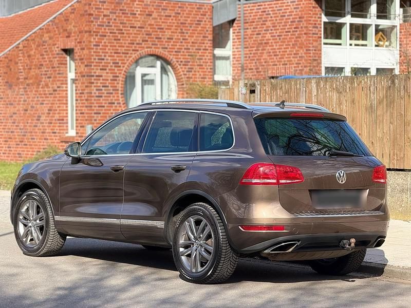 Gebraucht VW Touareg 245 PS (180 kW) 2012 Andere farben SUV