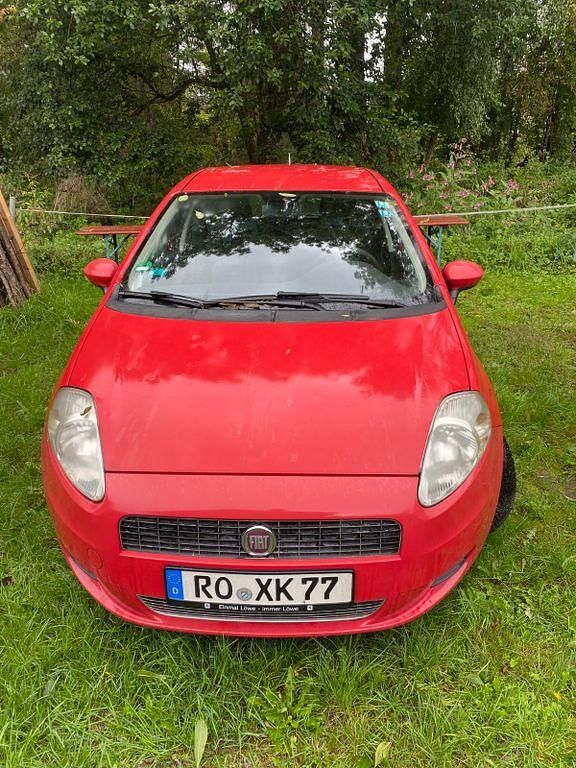 Grau Gebraucht 2009 Fiat Punto Active Kleinwagen | 1.500 € (Guter Preis) - Bild 1/4