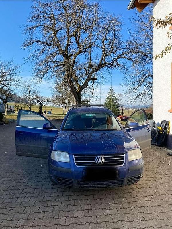 Gebraucht VW Passat 136 PS (100 kW) 2002 Limousine