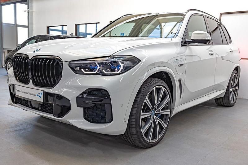 Gebraucht BMW X5 M Sport 394 PS (289 kW) 2021 Alpinweiss iii SUV