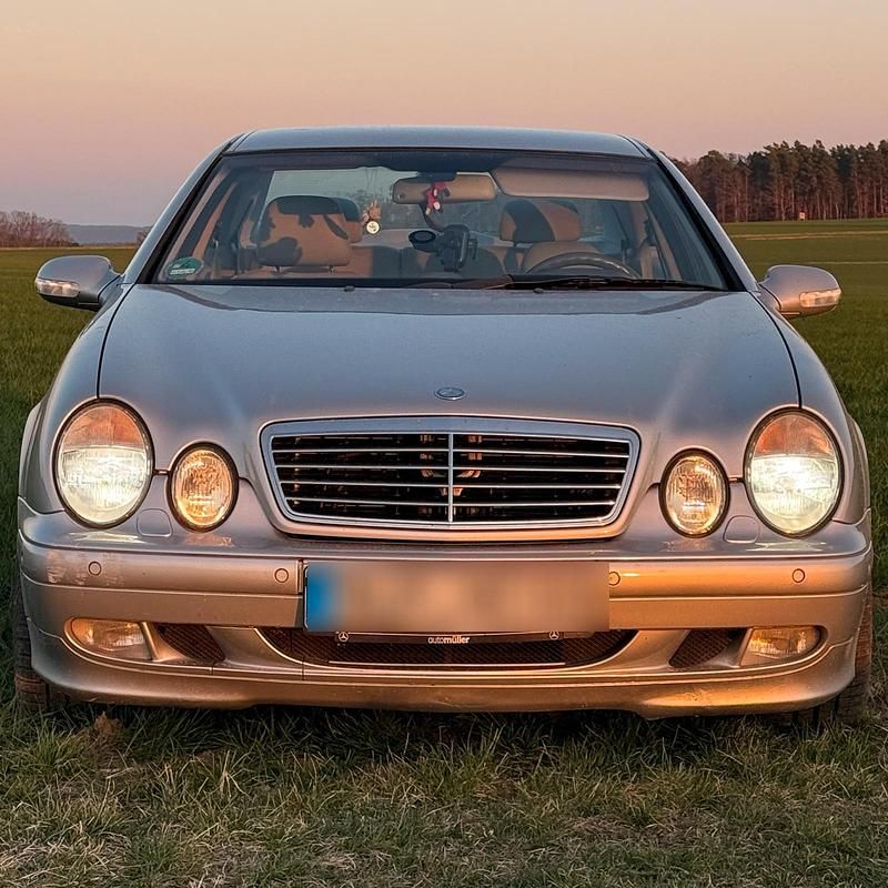Silber Gebraucht 2000 Mercedes CLK200 Coupé | 3.500 € (Guter Preis) - Bild 1/4