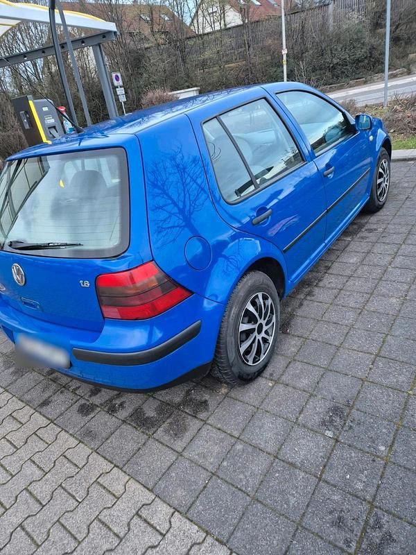 Gebraucht VW Golf IV Edition 105 PS (77 kW) 2001 Blau Kleinwagen