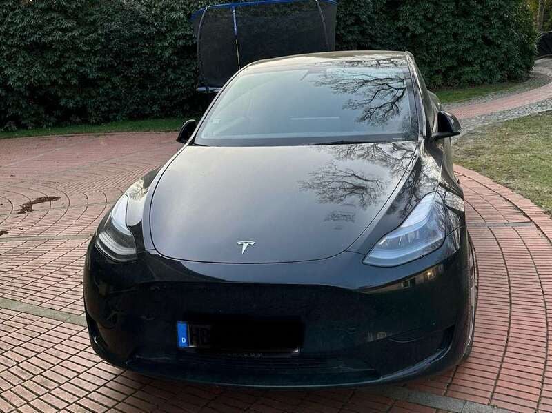 Schwarz Gebraucht 2023 Tesla Model Y SUV | 28.000 € (Fairer Preis) - Bild 1/1