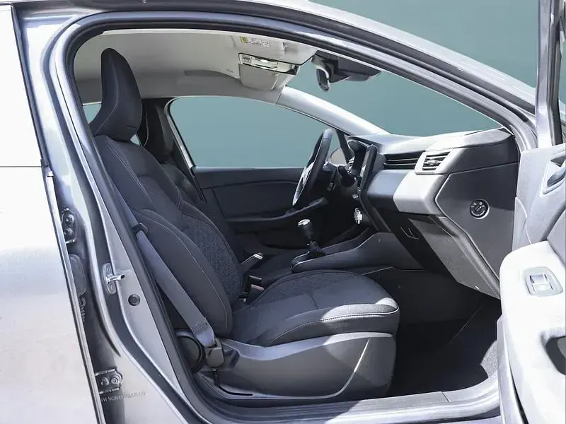 Gebraucht Renault Clio Equilibre 67 PS (49 kW) 2023 Grau Kleinwagen