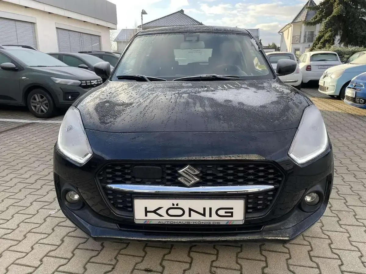 Gebraucht Suzuki Swift Comfort 83 PS (61 kW) 2023 Schwarz Limousine