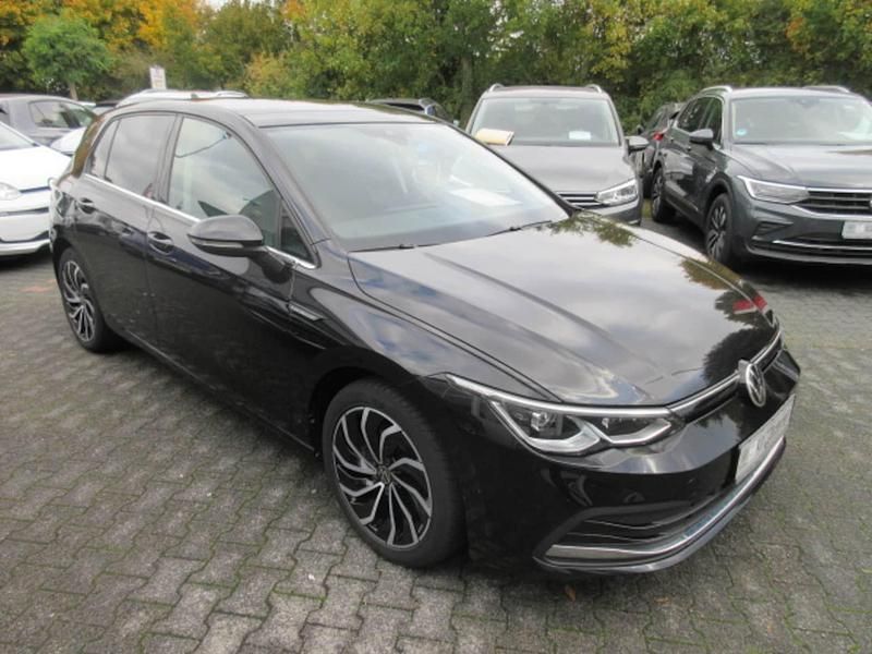 Gebraucht VW Golf VII Style 150 PS (110 kW) 2020 Schwarz Kleinwagen