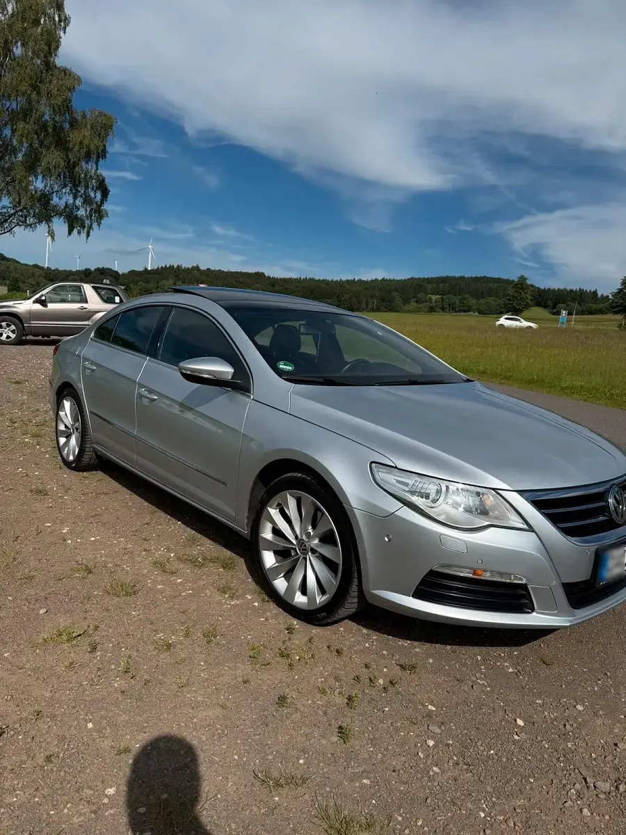 Gebraucht VW Passat 160 PS (117 kW) 2009 Silber Limousine