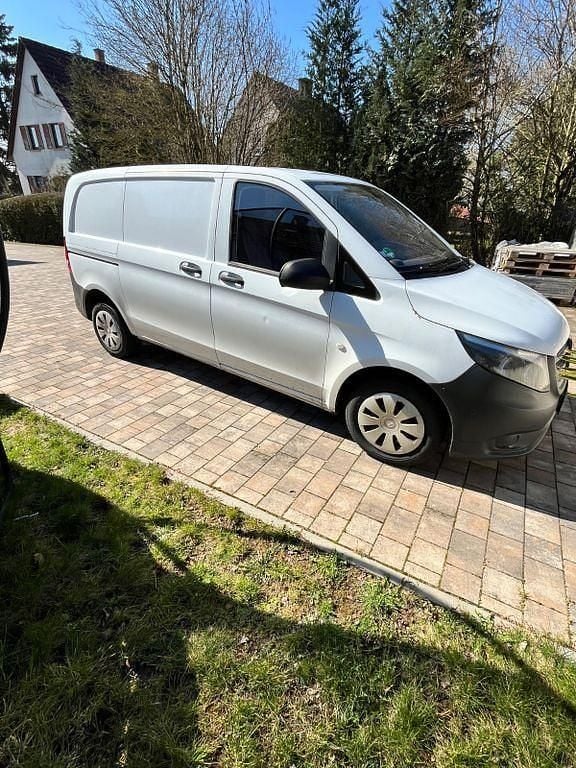 Gebraucht Mercedes Vito 120 PS (88 kW) 2016 Weiß Van