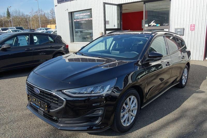 Gebraucht Ford Focus Cool & Connect 180 PS (132 kW) 2022 Schwarz Kombi