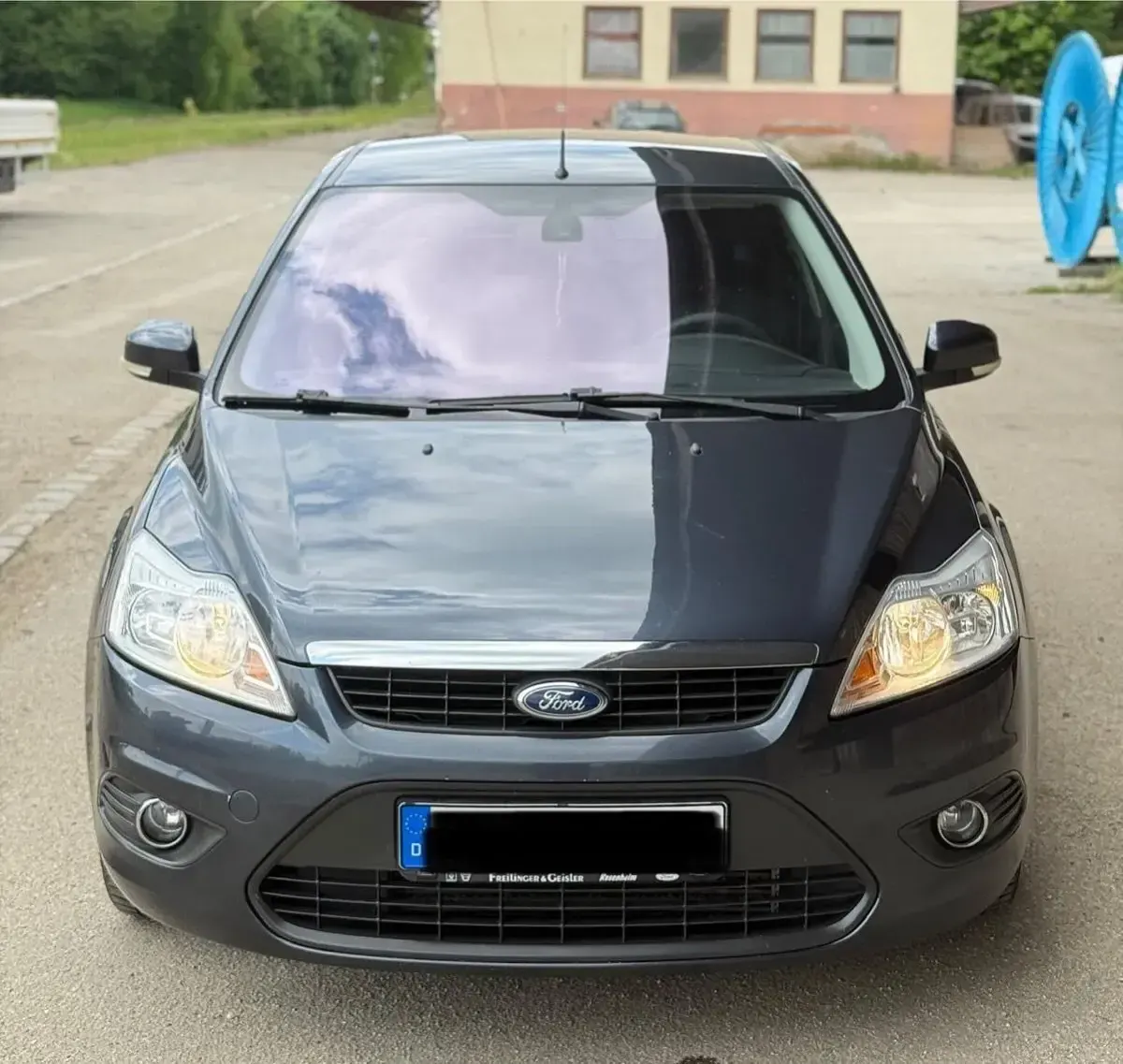 Gebraucht Ford Focus 109 PS (80 kW) 2009 Grau Limousine