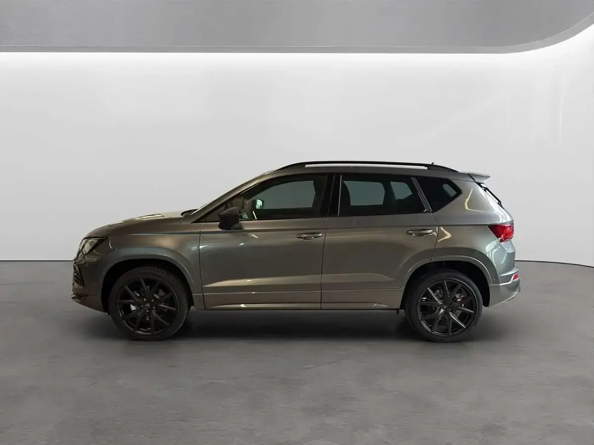 Neu Cupra Ateca 150 PS (110 kW) 2026 Grau SUV