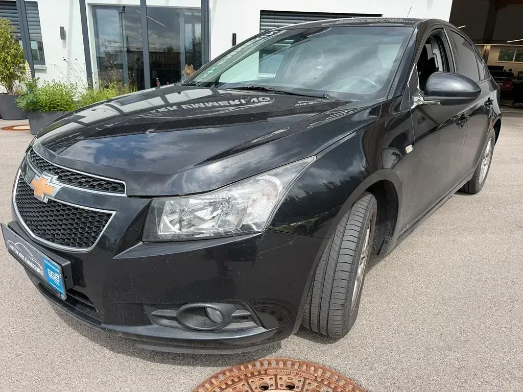 Gebraucht Chevrolet Cruze LT 141 PS (103 kW) 2011 Schwarz Limousine