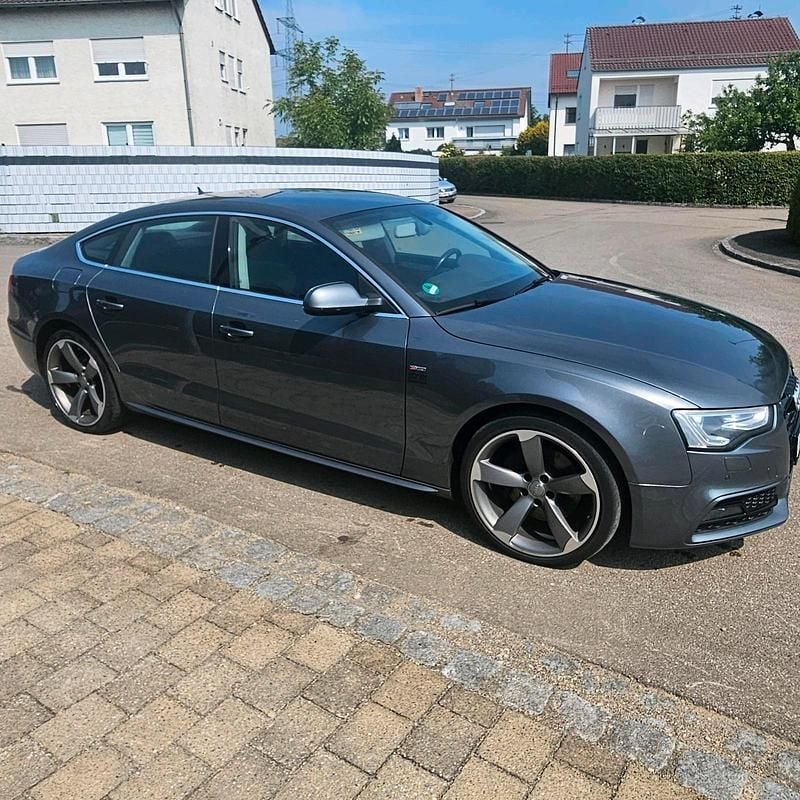 Grau Gebraucht 2016 Audi A5 S-Line Limousine | 12.999 € (Superpreis) - Bild 1/4