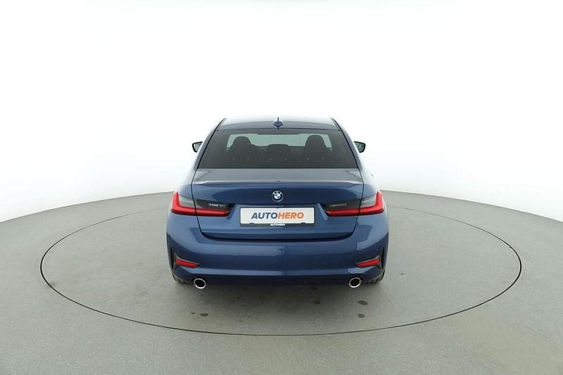 Gebraucht BMW 320 Advantage 190 PS (139 kW) 2020 Blau Limousine