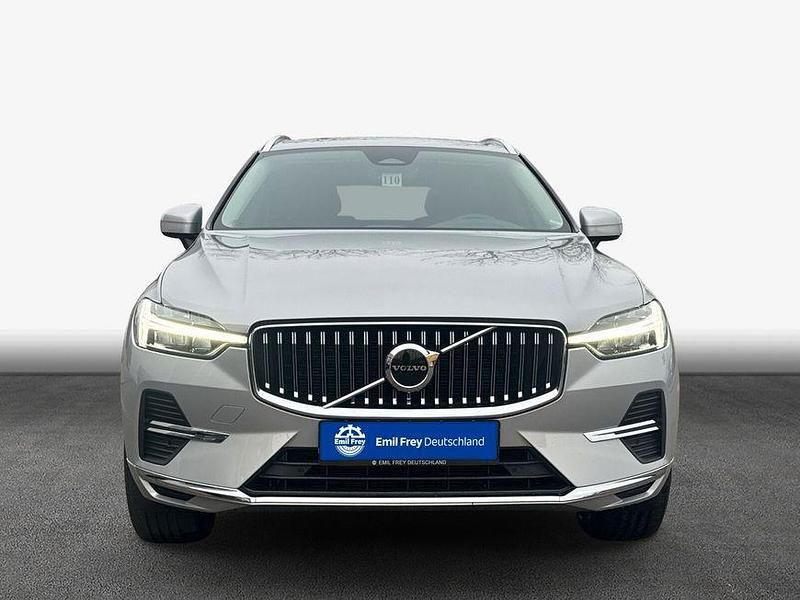Gebraucht Volvo XC60 Plus 197 PS (144 kW) 2022 Silber SUV