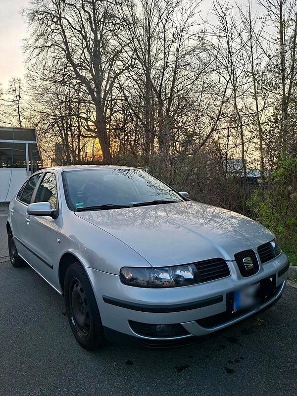 Gebraucht Seat Leon 105 PS (77 kW) 2001 Silber Kleinwagen