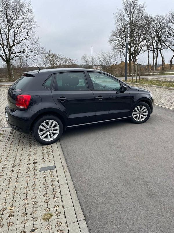 Gebraucht VW Polo Style 69 PS (50 kW) 2011 Schwarz Limousine