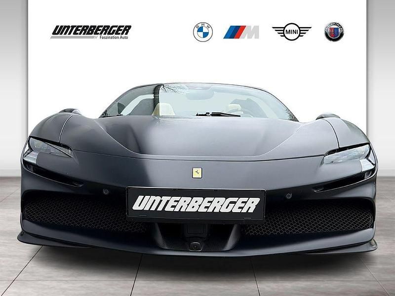 Second-hand Ferrari SF90 1001 CP (736 kW) 2022 Negru Cabrio
