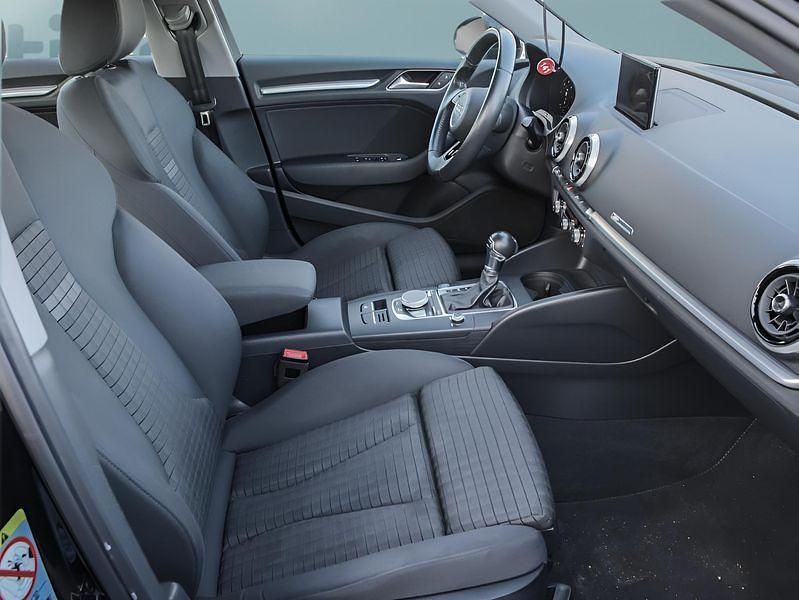 Gebraucht Audi A3 150 PS (110 kW) 2020 Schwarz Limousine