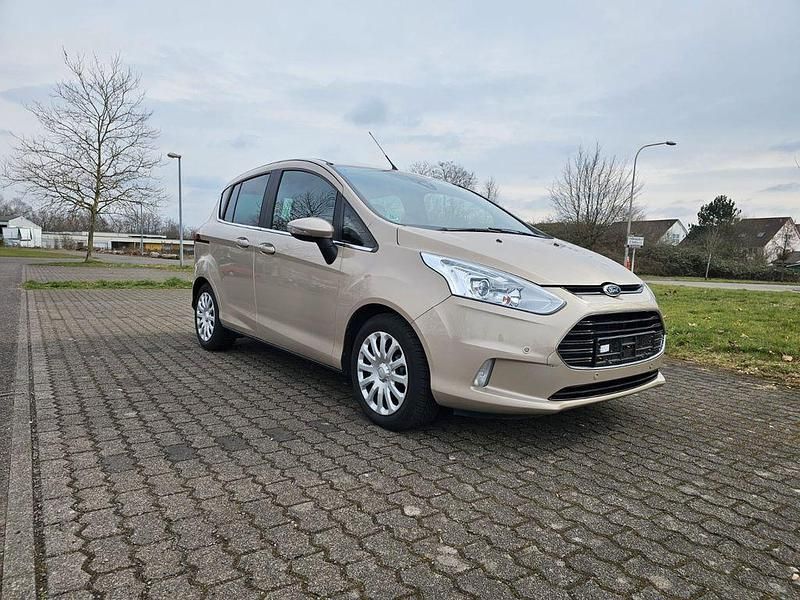 Braun Gebraucht 2017 Ford B-MAX Titanium Van / Kleinbus | 10.400 € (Fairer Preis) - Bild 1/4