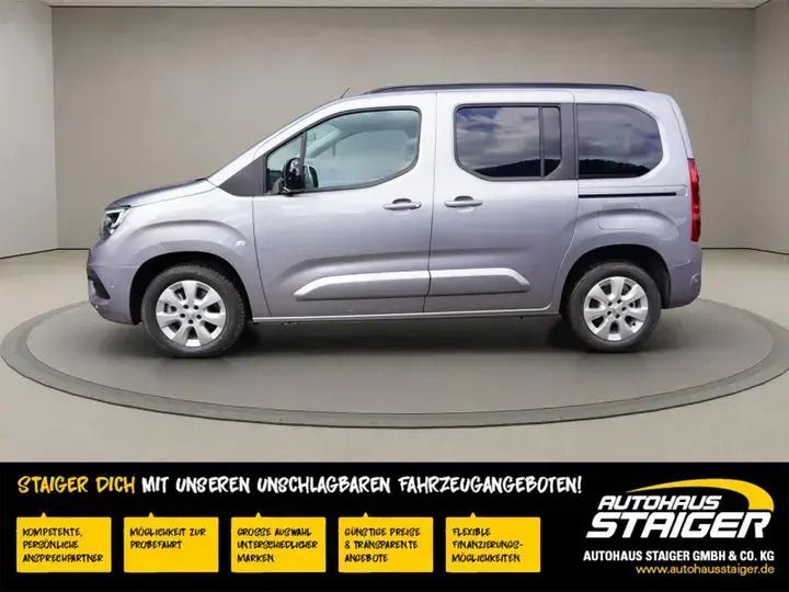 Gebraucht Opel Combo-e Life Ultimate 100 kW (136 PS) 2023 Kontrast grau Van / Kleinbus