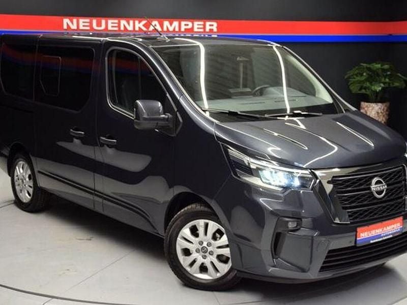 Grau Gebraucht 2024 Nissan Primastar Van / Kleinbus | 32.490 € (Guter Preis) - Bild 1/4