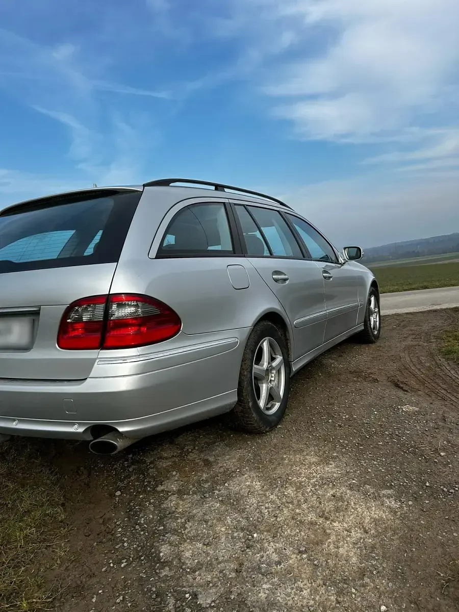 Gebraucht Mercedes E320 224 PS (164 kW) 2008 Silber Kombi